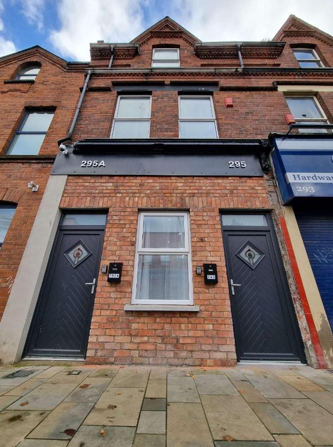 Lmk, Spacious 1 Bedroom Ground Floor Apartment, Ev Charger, Free Parking Wi-Fi, Great Location Belfast Dış mekan fotoğraf